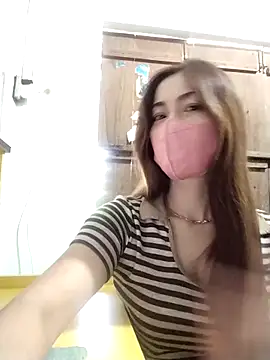 Snapshot of Baby-ladysweet20 chatting on 09-18-25, 01:18 Baby-ladysweet20 online show from 09-18-25, 01:18