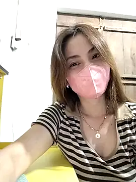 Snapshot of Baby-ladysweet20 chatting on 09-25-25, 01:37 Baby-ladysweet20 online show from 09-25-25, 01:37