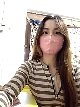 Snapshot of Baby-ladysweet20 chatting on 12-15-25, 01:10 Baby-ladysweet20 online show from 12-15-25, 01:10