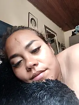 EmilyDuran  online show from 09-15-25, 06:52