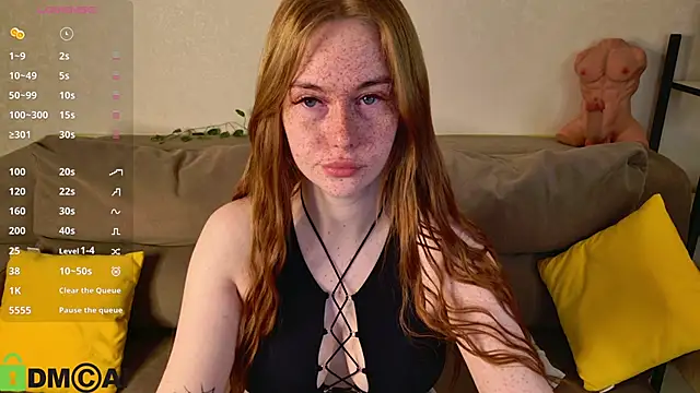 Snapshot of Roxy_Sunnny chatting on 10-24-25, 09:28 Roxy Sunnny online show from 10-24-25, 09:28