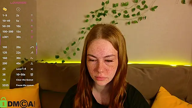 Snapshot of Roxy_Sunnny chatting on 10-29-25, 09:22 Roxy Sunnny online show from 10-29-25, 09:22