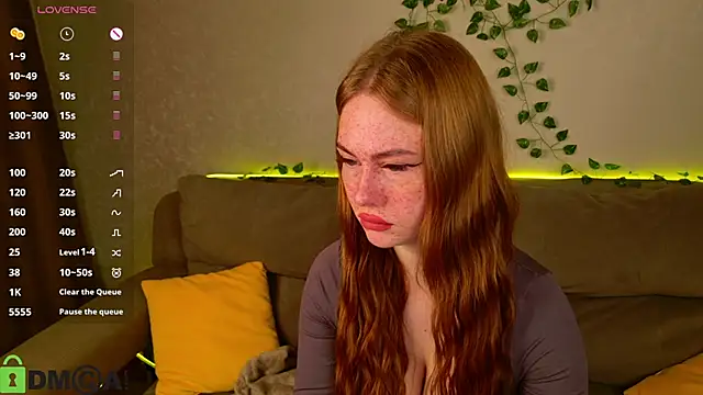 Snapshot of Roxy_Sunnny chatting on 11-13-25, 09:30 Roxy Sunnny online show from 11-13-25, 09:30