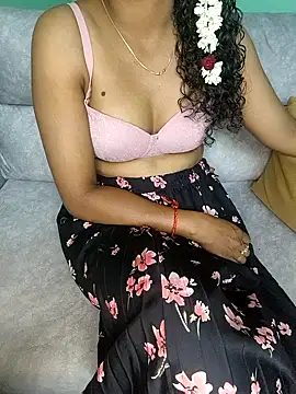 Tamilpallavi online show from 10-21-25, 09:37