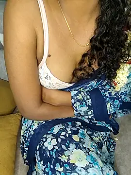 Tamilpallavi online show from 11-17-25, 02:23