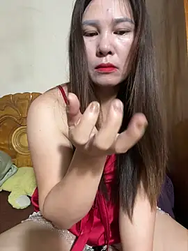 Snapshot of Moan_Mary chatting on 10-04-25, 12:19 Moan Mary online show from 10-04-25, 12:19