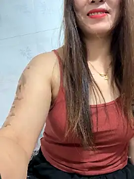 Snapshot of Moan_Mary chatting on 10-24-25, 03:25 Moan Mary online show from 10-24-25, 03:25