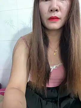 Snapshot of Moan_Mary chatting on 11-10-25, 07:46 Moan Mary online show from 11-10-25, 07:46