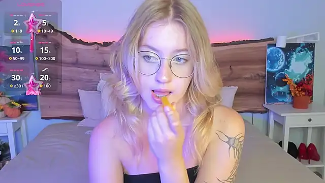 Nerissa xo online show from 09-17-25, 07:37