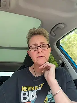 Curvy-Jinx online show from 04-26-26, 09:07