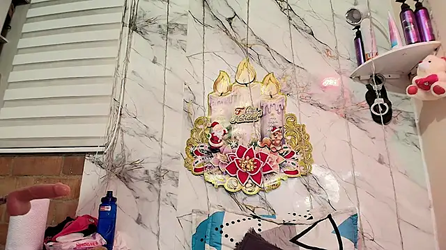 Snapshot of rachelroberts chatting on 12-02-25, 08:19 rachelroberts online show from 12-02-25, 08:19