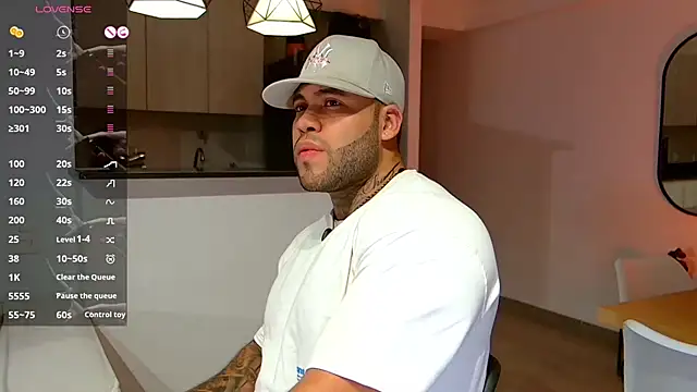 Snapshot of Michael_Salens chatting on 10-29-25, 11:06 Michael Salens online show from 10-29-25, 11:06