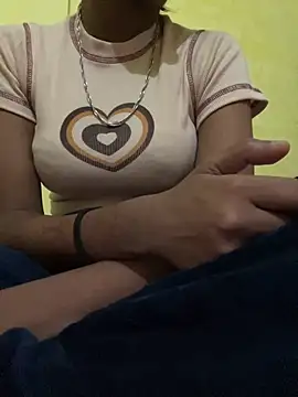 sakshi5533 online show from 10-18-25, 04:30