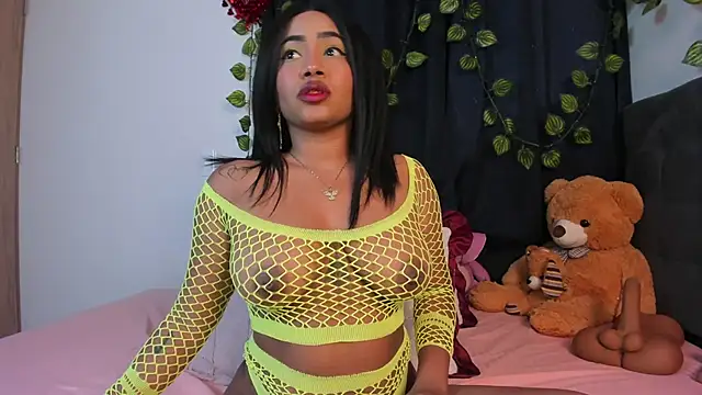 Snapshot of Delilah_85 chatting on 11-03-25, 10:42 Delilah 85 online show from 11-03-25, 10:42