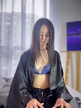 Sofi Leal online show from 04-20-26, 11:57