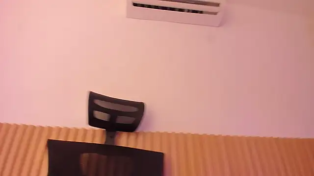 OliviaSweett online show from 09-18-25, 07:16