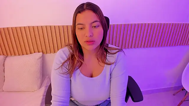 OliviaSweett online show from 10-03-25, 06:49