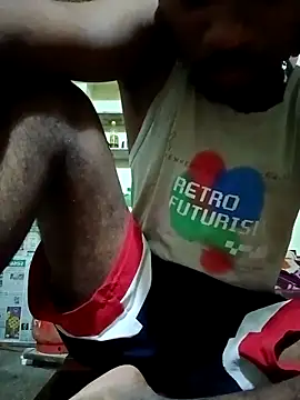 Snapshot of monubigcoock chatting on 03-08-26, 02:32 monubigcoock online show from 03-08-26, 02:32