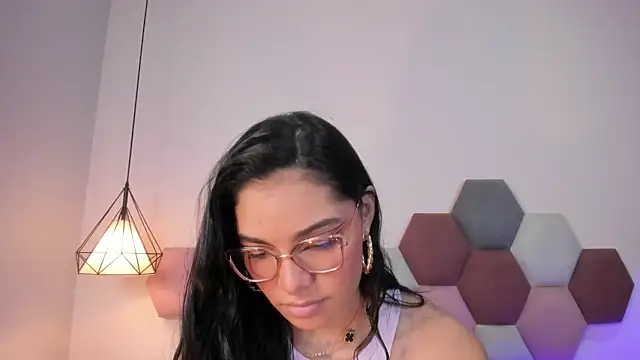 LunaAspen  online show from 03-09-26, 06:01