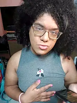 Snapshot of fannyorgastic chatting on 12-04-25, 06:27 fannyorgastic online show from 12-04-25, 06:27