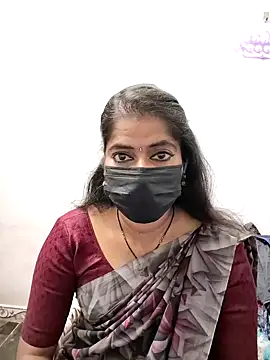 Snapshot of tamil_Sigappu_Roja chatting on 10-28-25, 12:36 tamil Sigappu Roja online show from 10-28-25, 12:36