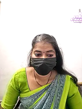 Snapshot of tamil_Sigappu_Roja chatting on 02-05-26, 12:59 tamil Sigappu Roja online show from 02-05-26, 12:59