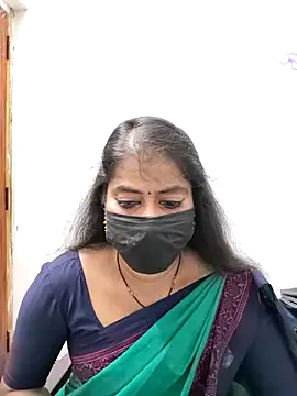 Snapshot of tamil_Sigappu_Roja chatting on 03-05-26, 01:23 tamil Sigappu Roja online show from 03-05-26, 01:23