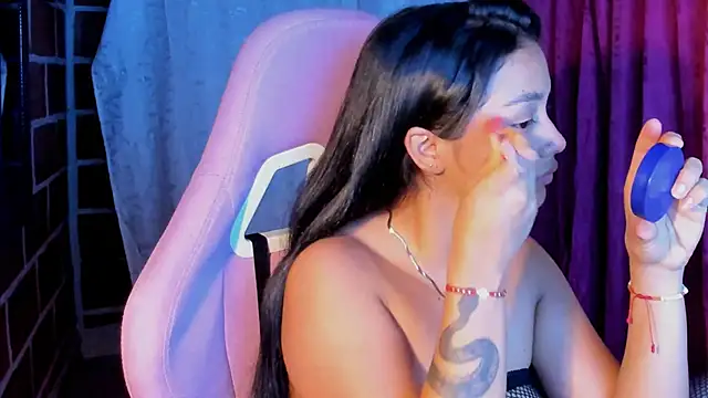 MelanyOconner online show from 04-23-26, 05:52