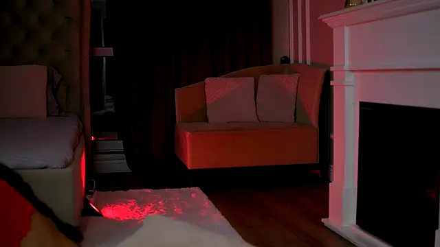 EmaHallee online show from 01-09-26, 03:42