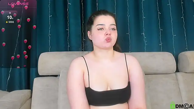 Snapshot of Lola_Popp chatting on 11-22-25, 03:55 Lola Popp online show from 11-22-25, 03:55