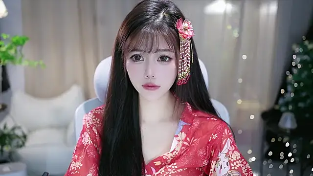 Snapshot of Fortune2Me chatting on 10-27-25, 05:11 Fortune2Me online show from 10-27-25, 05:11