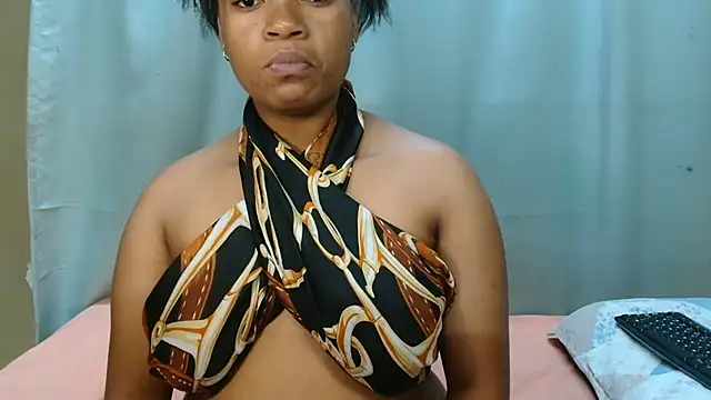 Snapshot of AfricanPopi chatting on 09-10-25, 08:09 AfricanPopi online show from 09-10-25, 08:09