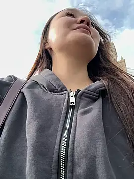 KissMeEva online show from 09-19-25, 07:32