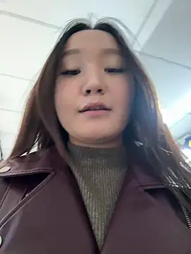 KissMeEva online show from 09-28-25, 02:11