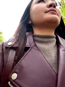 KissMeEva online show from 10-10-25, 08:13