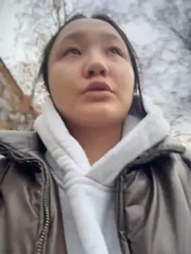 KissMeEva online show from 10-30-25, 12:39