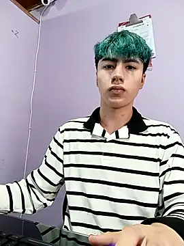 Snapshot of AlexanderCollman chatting on 10-24-25, 07:21 AlexanderCollman online show from 10-24-25, 07:21