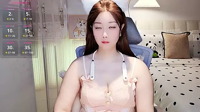 Xiaotantan-99 online show from 04-19-26, 07:38