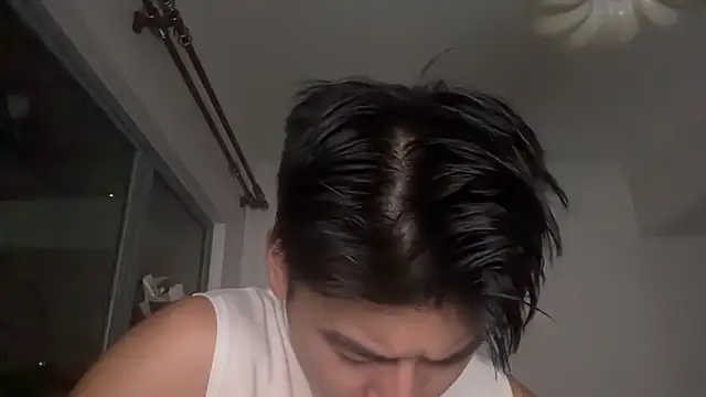 Snapshot of heywilliam chatting on 09-08-25, 05:01 heywilliam online show from 09-08-25, 05:01