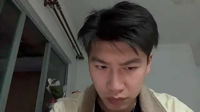 Snapshot of heywilliam chatting on 10-21-25, 01:34 heywilliam online show from 10-21-25, 01:34