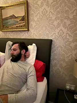 Snapshot of Michel_huge chatting on 11-09-25, 08:51 Michel huge online show from 11-09-25, 08:51