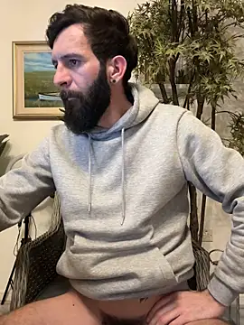 Snapshot of Michel_huge chatting on 11-24-25, 09:14 Michel huge online show from 11-24-25, 09:14