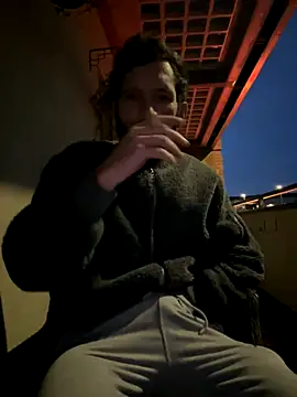 Snapshot of Michel_huge chatting on 12-04-25, 07:39 Michel huge online show from 12-04-25, 07:39