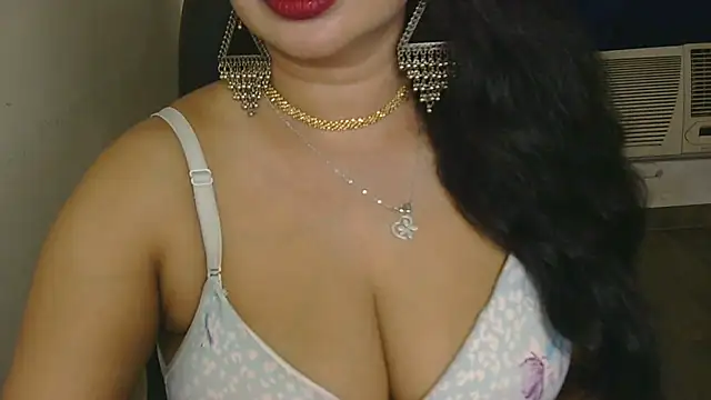 Snapshot of QUEEN_SAKHI- chatting on 09-19-25, 09:37 QUEEN SAKHI- online show from 09-19-25, 09:37