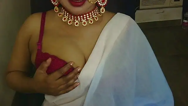 Snapshot of QUEEN_SAKHI- chatting on 09-28-25, 06:24 QUEEN SAKHI- online show from 09-28-25, 06:24