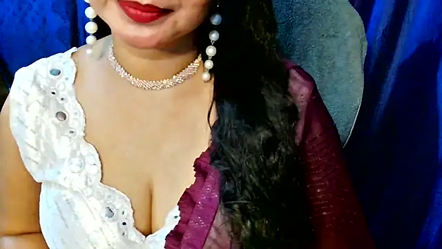 QUEEN SAKHI- online show from 04-20-26, 12:52