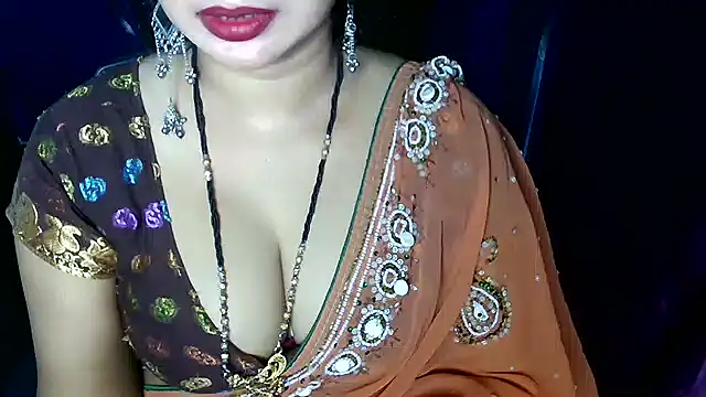 QUEEN SAKHI- online show from 07-25-26, 04:32