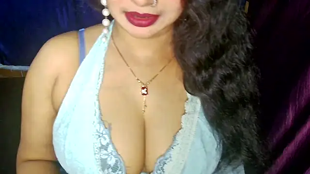QUEEN SAKHI- online show from 07-27-26, 04:19