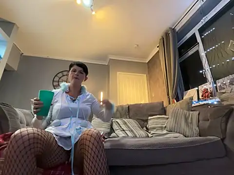 backdoorgalore4you online show from 12-21-25, 09:33