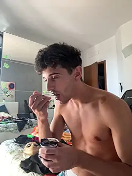 Snapshot of Thelouniost334___ chatting on 09-14-25, 01:21 Thelouniost334 online show from 09-14-25, 01:21